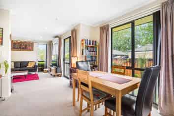 6 Archer Court, Hamilton East