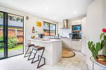 6 Archer Court, Hamilton East