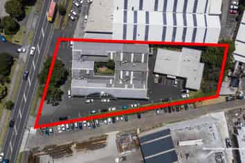 PRIME FREEHOLD INVESTMENT ON ROSEBANK ROAD

