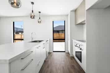 173 Falcons View Drive, Rolleston