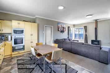 196 Bourke Street, Windsor