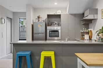 2/38 Brockworth Place, Riccarton