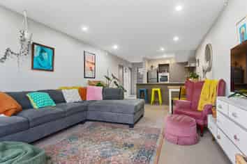 2/38 Brockworth Place, Riccarton