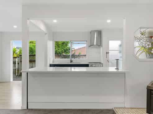 17 Buisson Glade, West Harbour