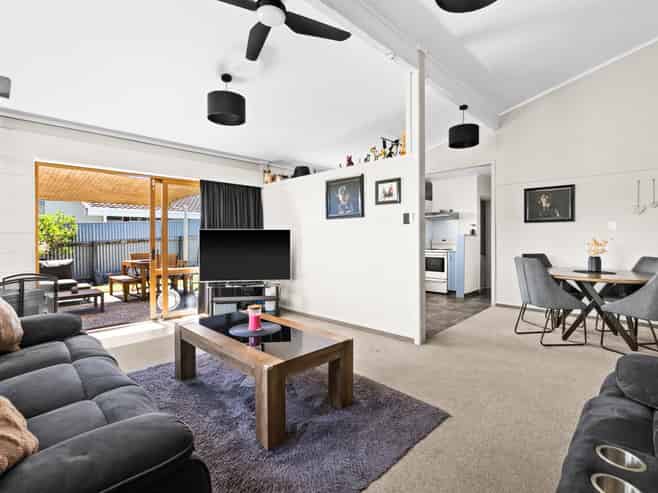 21 Shortland Street, Tamatea