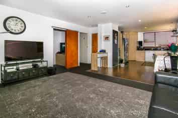 80 Derby Street, Westport