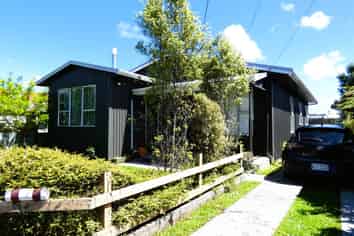 80 Derby Street, Westport