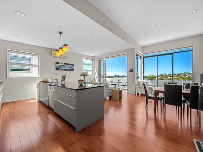 7/8 Wilk Lane, Browns Bay