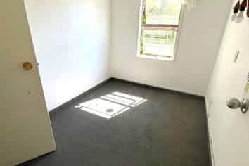 2/104 Pakuranga Road, Pakuranga