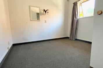 2/104 Pakuranga Road, Pakuranga