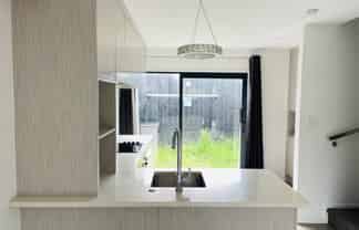 2/20 Metcalfe Road, Ranui