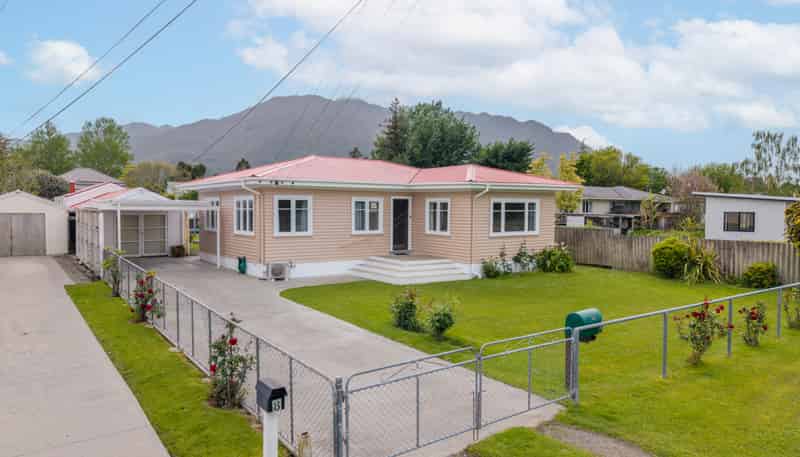10 Clarke Avenue, Te Aroha