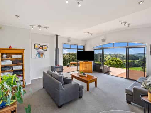 17 Bob Williamson Lane, MAUNU