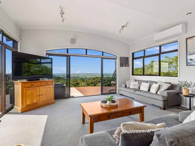 17 Bob Williamson Lane, MAUNU