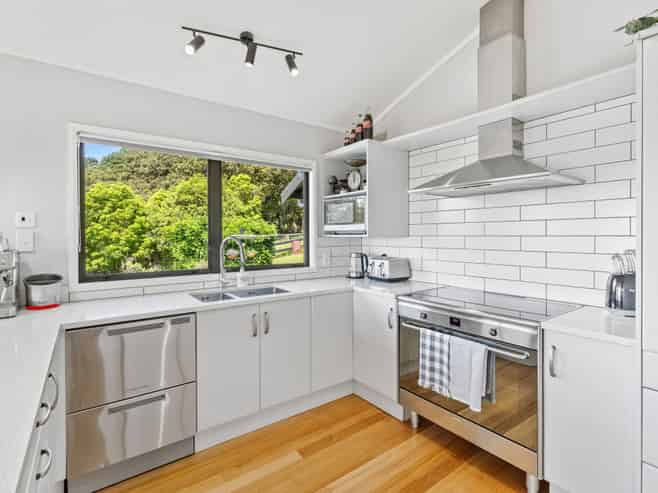 17 Bob Williamson Lane, MAUNU