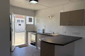 2/456 Aberdeen Road, Gisborne