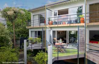 11/6 Sarsfield Street, Herne Bay