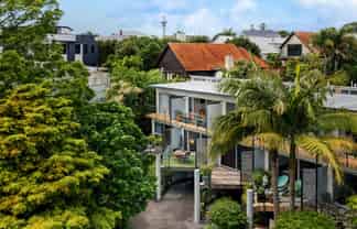 11/6 Sarsfield Street, Herne Bay