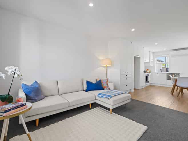 2/42 Woodville Street, Edgeware