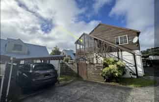 4f Earp Street, Johnsonville