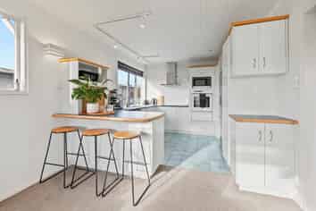 1/28 Long Drive, Saint Heliers