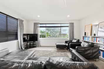 1/28 Long Drive, Saint Heliers