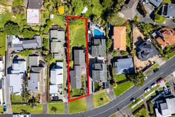 1&2/32 Kowhai Road, Campbells Bay