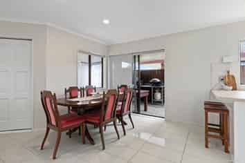 3/97 Hill Road, The Gardens