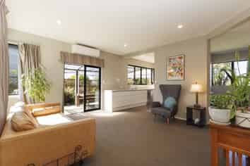 20 Nether Green Crescent, Johnsonville