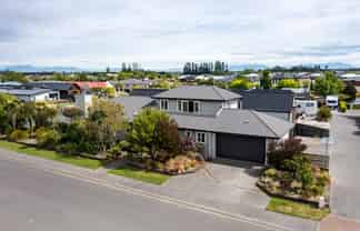 19 Ludlow Drive, Huntingdon