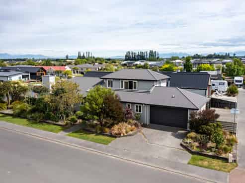 19 Ludlow Drive, Huntingdon/Lake Hood