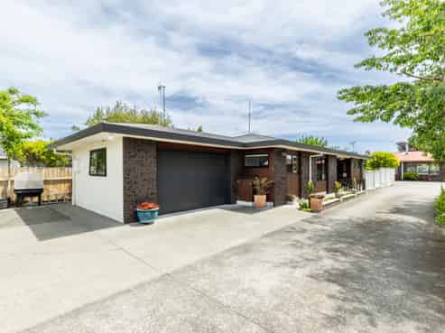 2/5 Forward Street, Greenmeadows