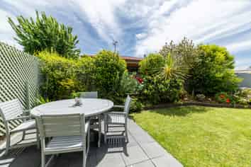 2/5 Forward Street, Greenmeadows