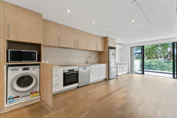 14/447 Hibiscus Coast Highway, Orewa