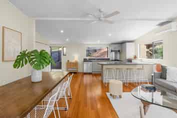 68 Waiheke Road, Onetangi