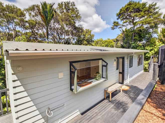 68 Waiheke Road, Onetangi