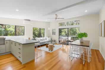 68 Waiheke Road, Onetangi