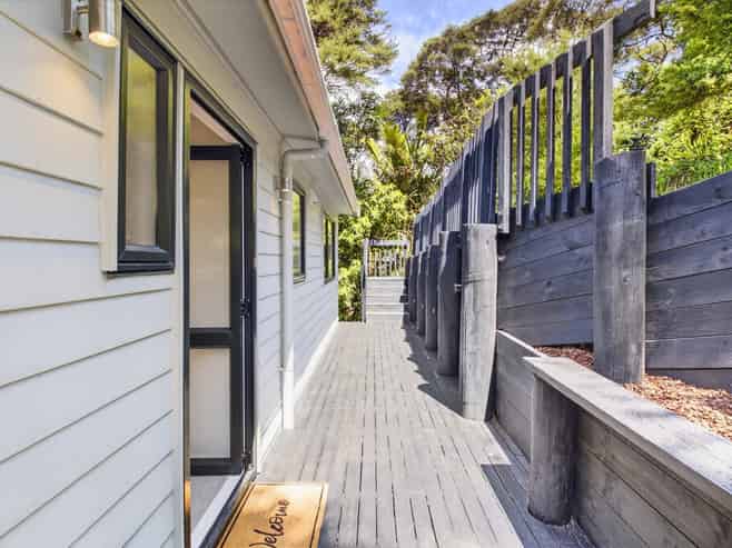 68 Waiheke Road, Onetangi