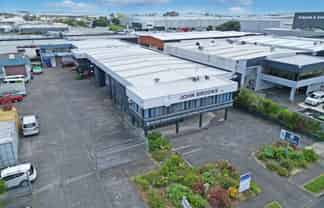 ROAD FRONT WAREHOUSING & OFFICE
