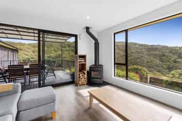 281 J Tolhopf Road, Puhoi