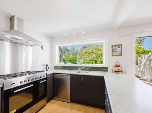 404 Jervois Street, Mayfair