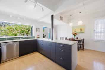 404 Jervois Street, Mayfair