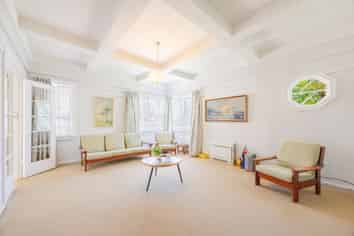 404 Jervois Street, Mayfair