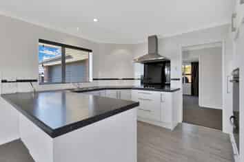 9 Walnut Way, Rangiora