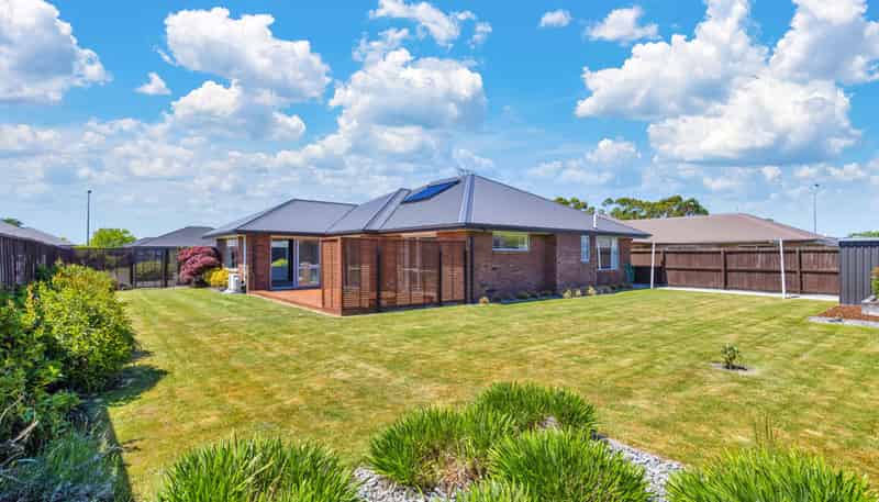 9 Walnut Way, Rangiora