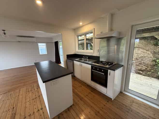 93 Ohariu Road, Johnsonville