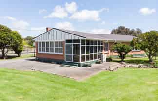 63 Pipiroa Road, Ngatea