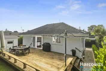 2/92 Kervil Avenue, Te Atatu Peninsula