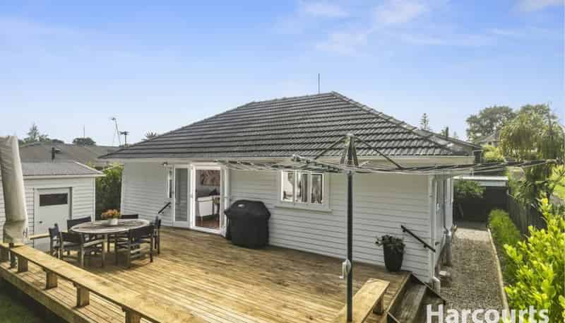 2/92 Kervil Avenue, Te Atatu Peninsula