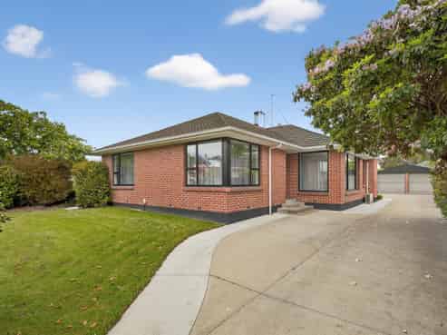 15 Oakfield Street, Burnside